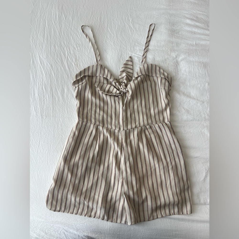 Dainty Hooligan Love me Knot Romper